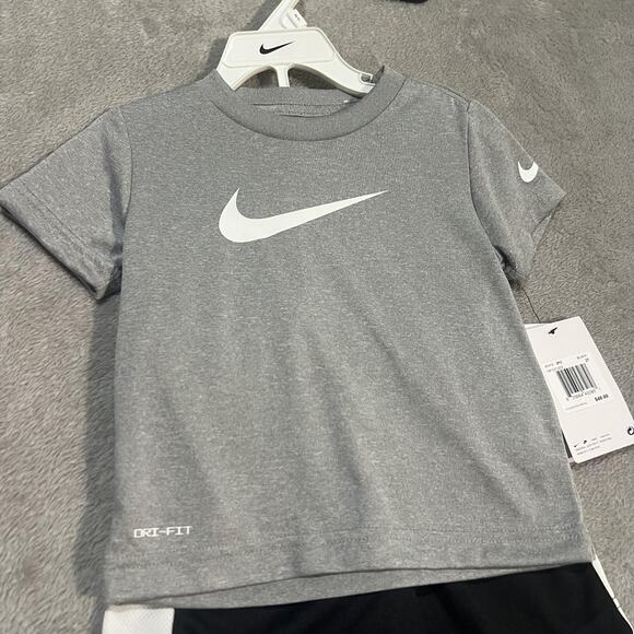 Nike Shirt Shorts Set Toddler Boys 2T Gray Black Dri-FIT Athletic Logo Outfit - Picture 2 of 4